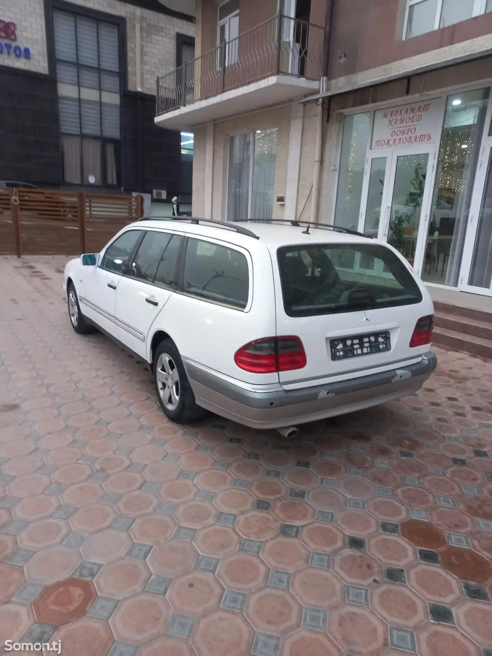 Mercedes-Benz E class, 2001-4