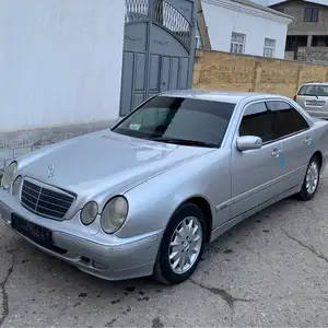 Mercedes-Benz E class, 2000