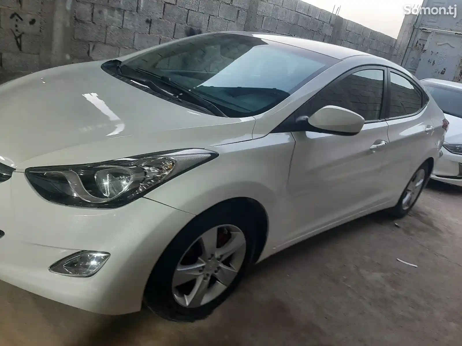 Hyundai Elantra, 2012-6