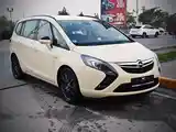 Opel Zafira, 2015-2