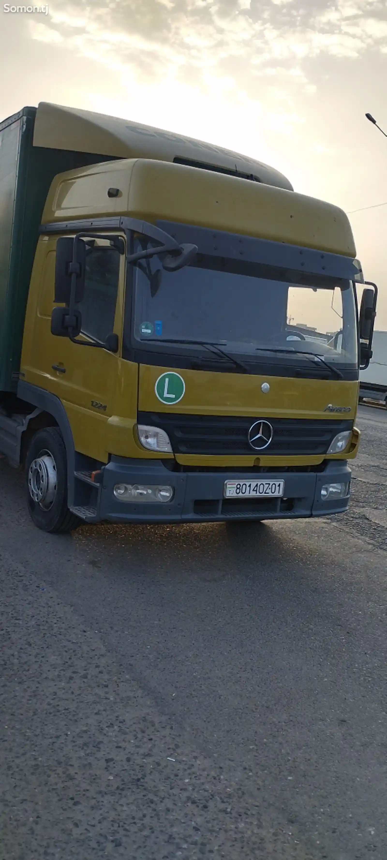 Бортовой грузовик Mercedes-Benz Atego, 2011-1