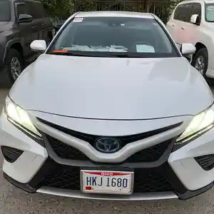 Toyota Camry, 2020