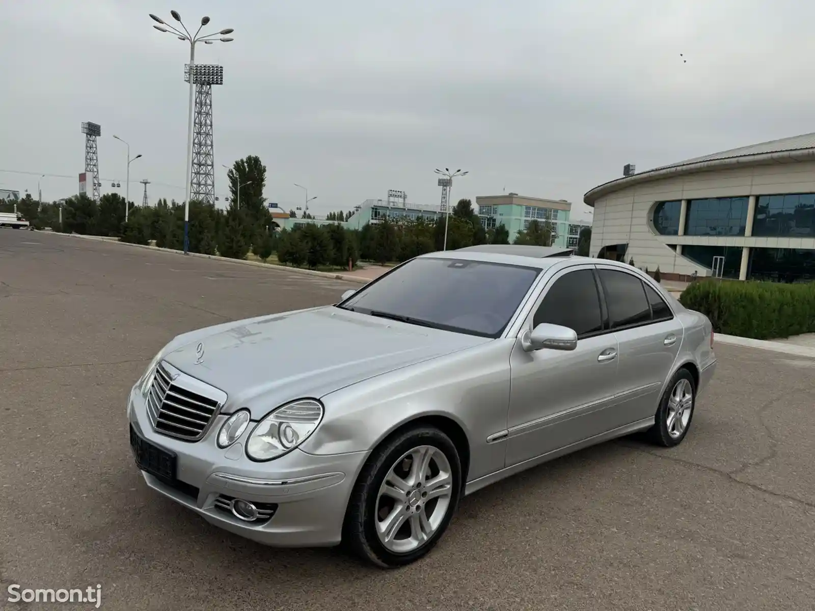 Mercedes-Benz E class, 2008-7