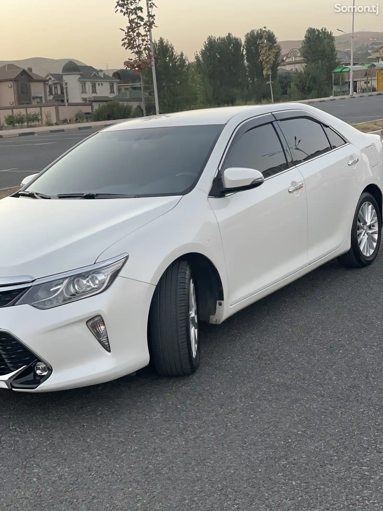 Toyota Camry, 2015-4