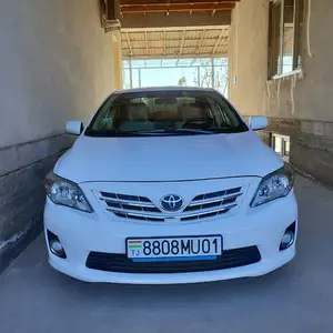 Toyota Corolla, 2013