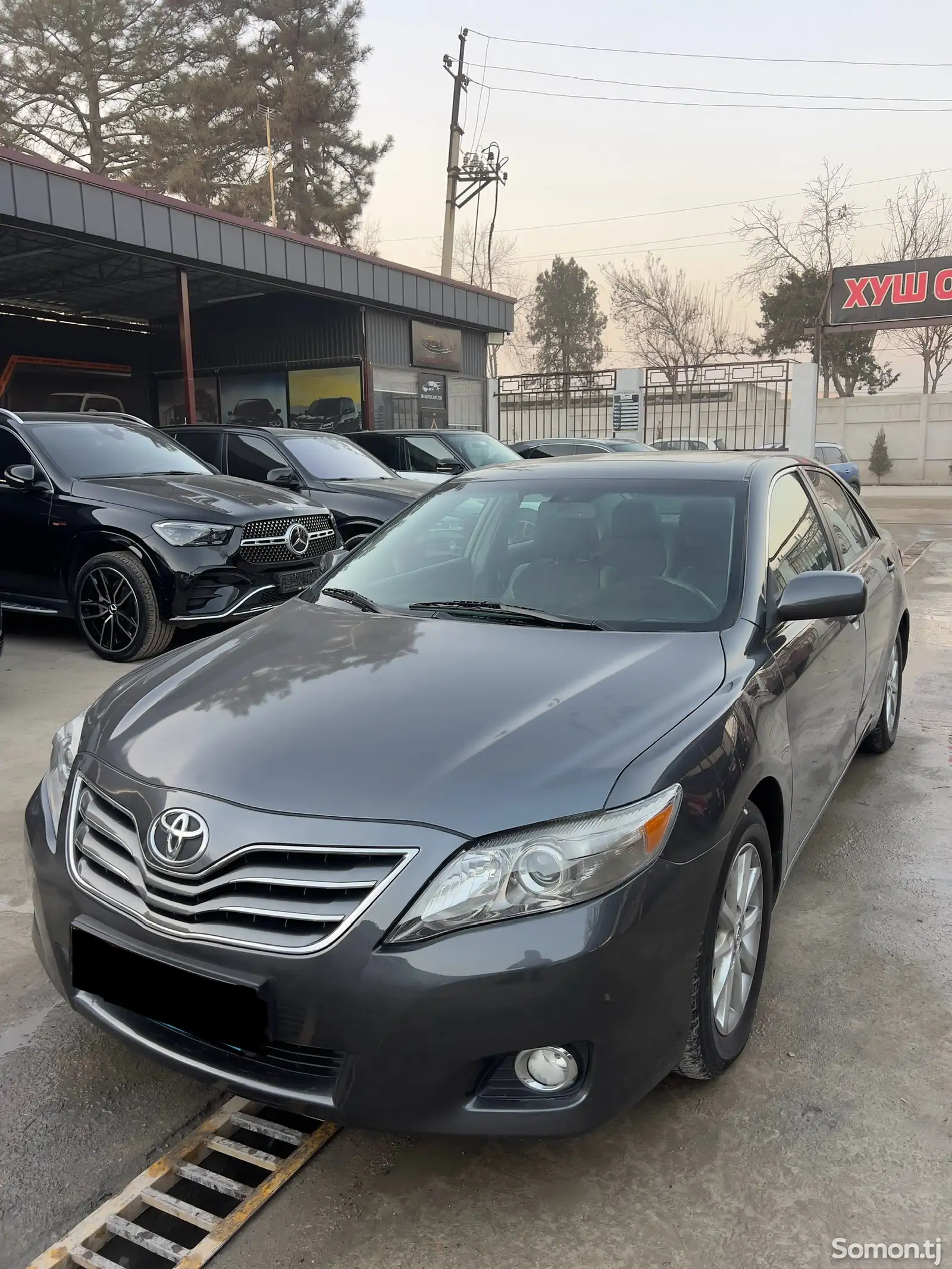 Toyota Camry, 2010-1