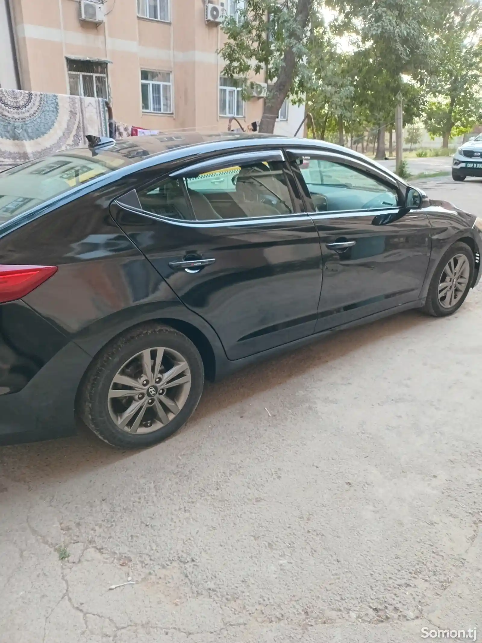 Hyundai Elantra, 2018-3