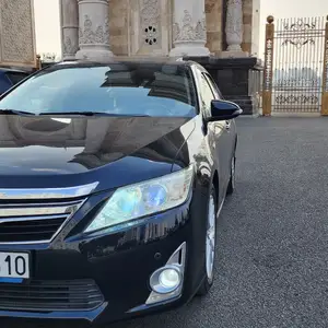 Toyota Camry, 2012