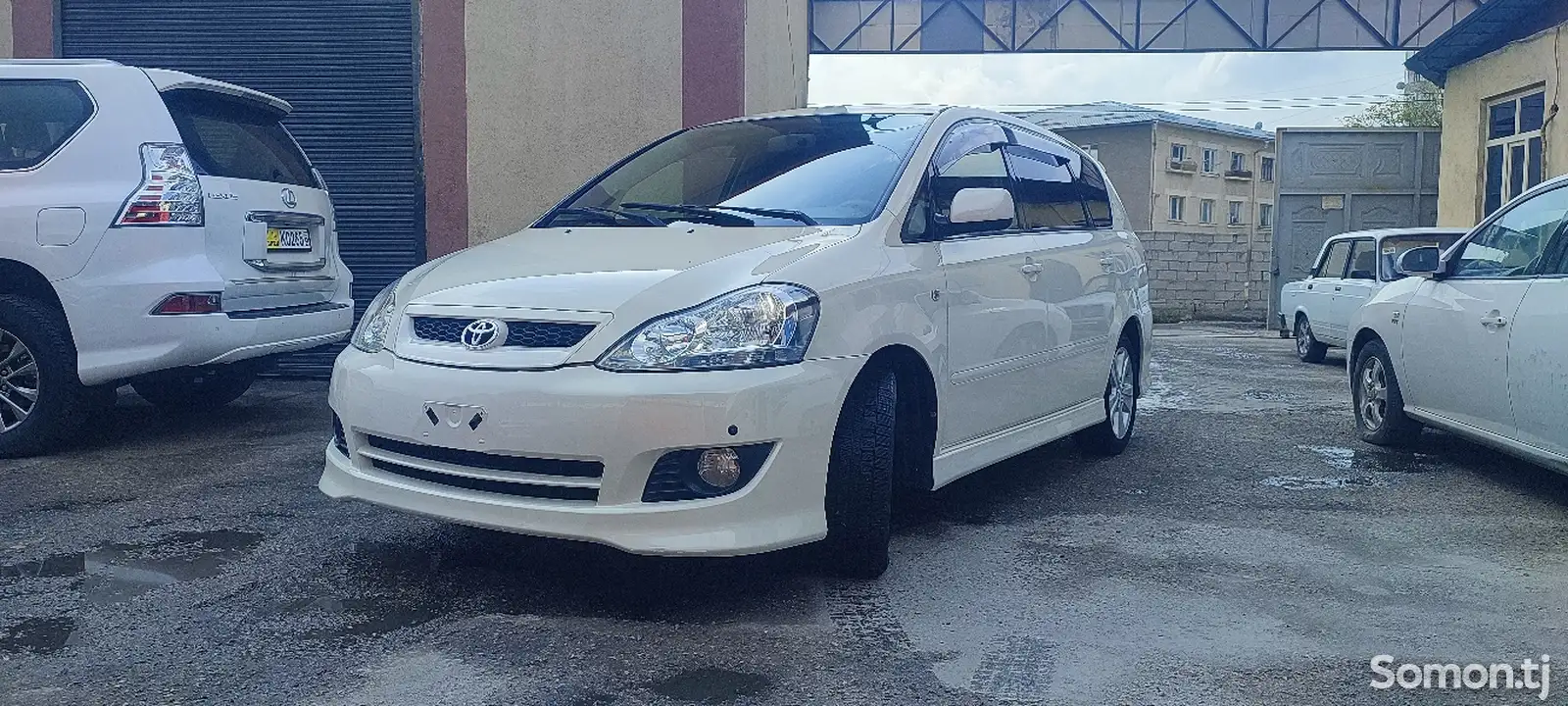 Toyota Ipsum, 2009-1