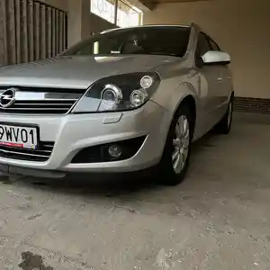 Opel Astra H, 2008