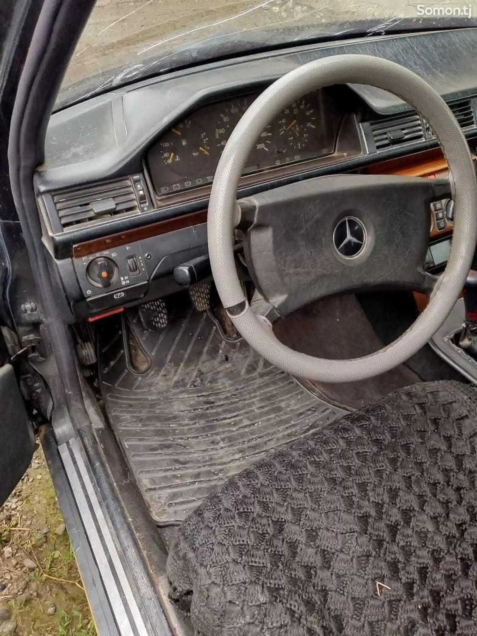 Mercedes-Benz W124, 1990-9