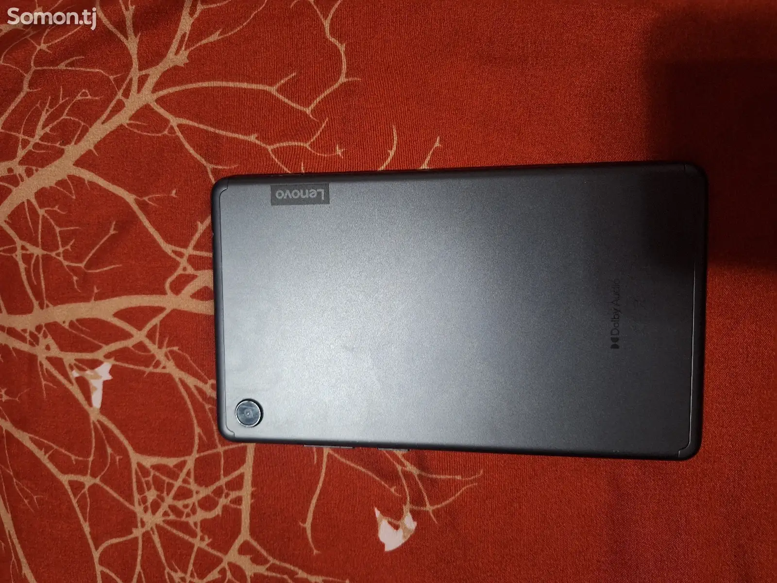 Планшет Lenovo-1