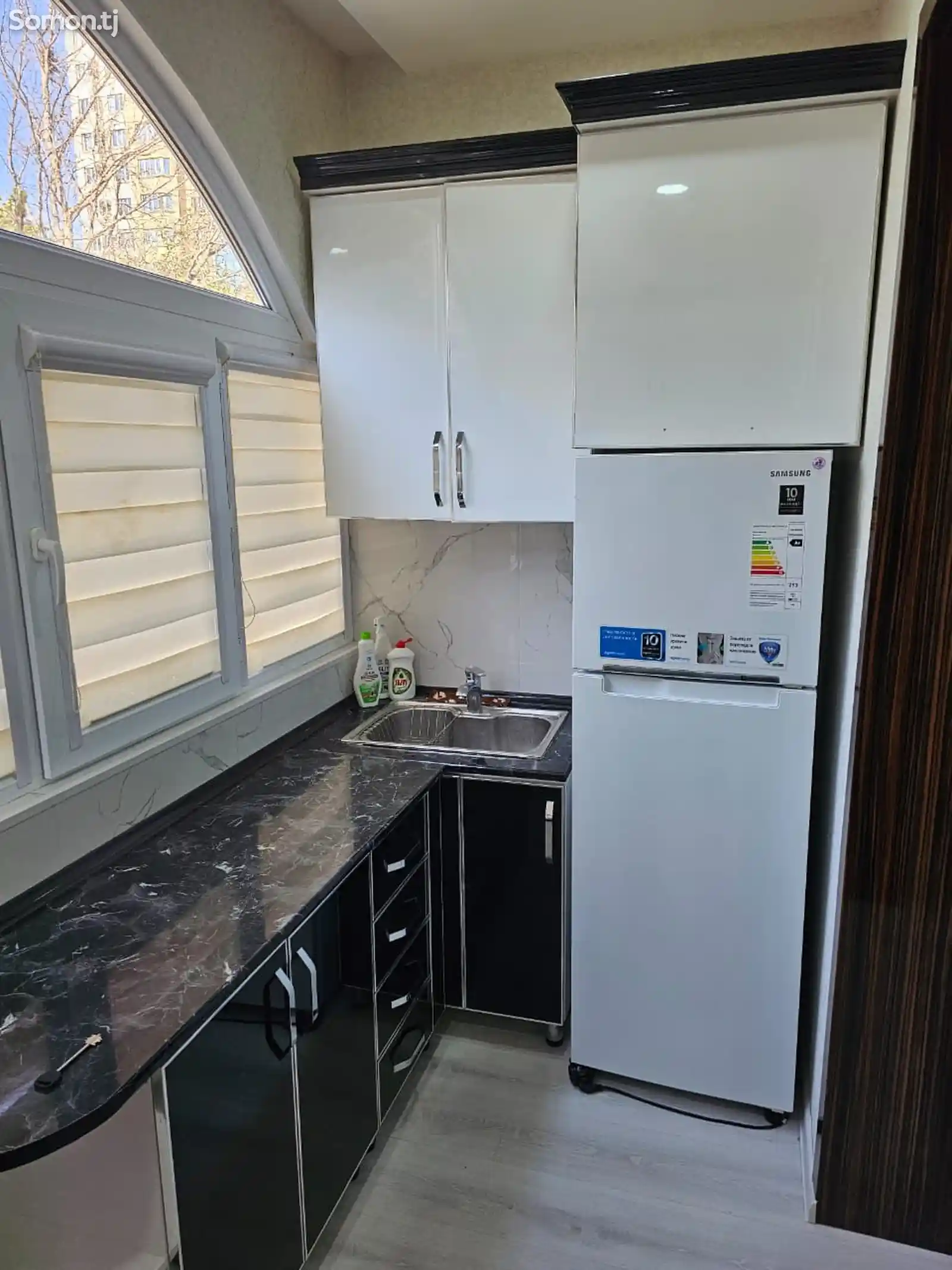 3-комн. квартира, 2 этаж, 70м², 19мкр-8