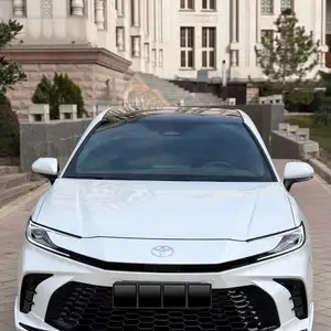 Toyota Camry, 2024