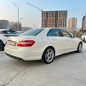 Mercedes-Benz E class, 2011