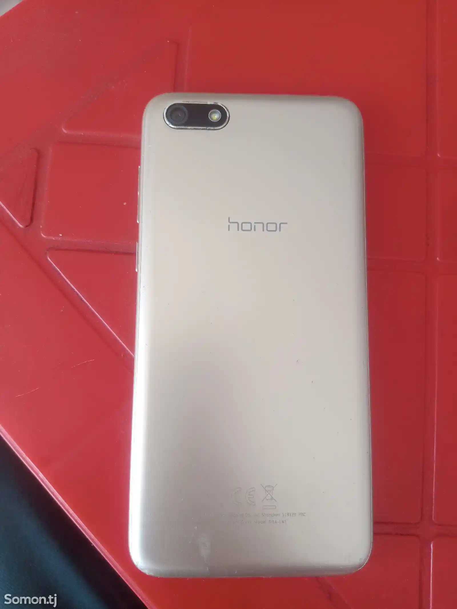 Honor 7s-2