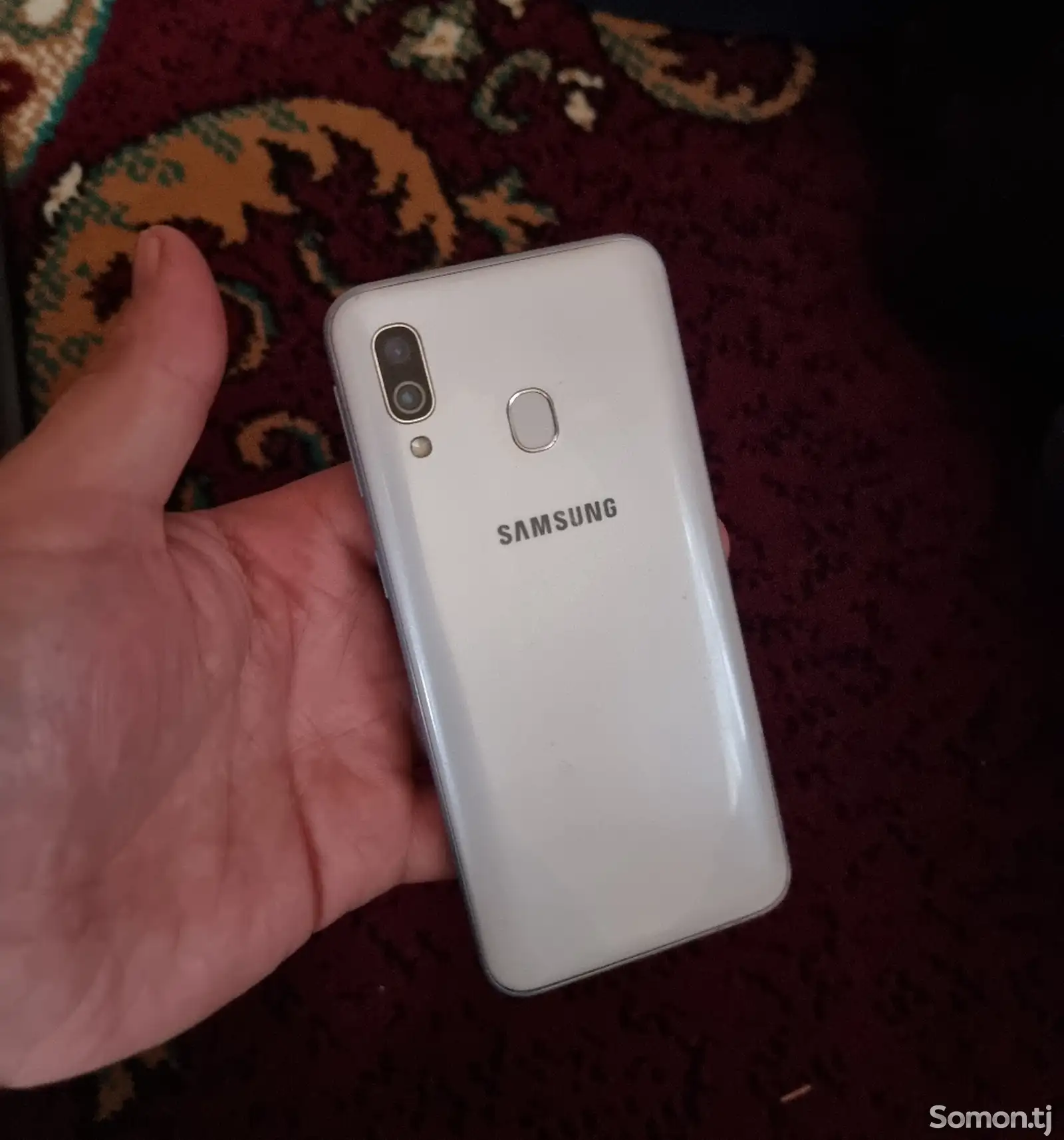 Samsung Galaxy А40 64гб