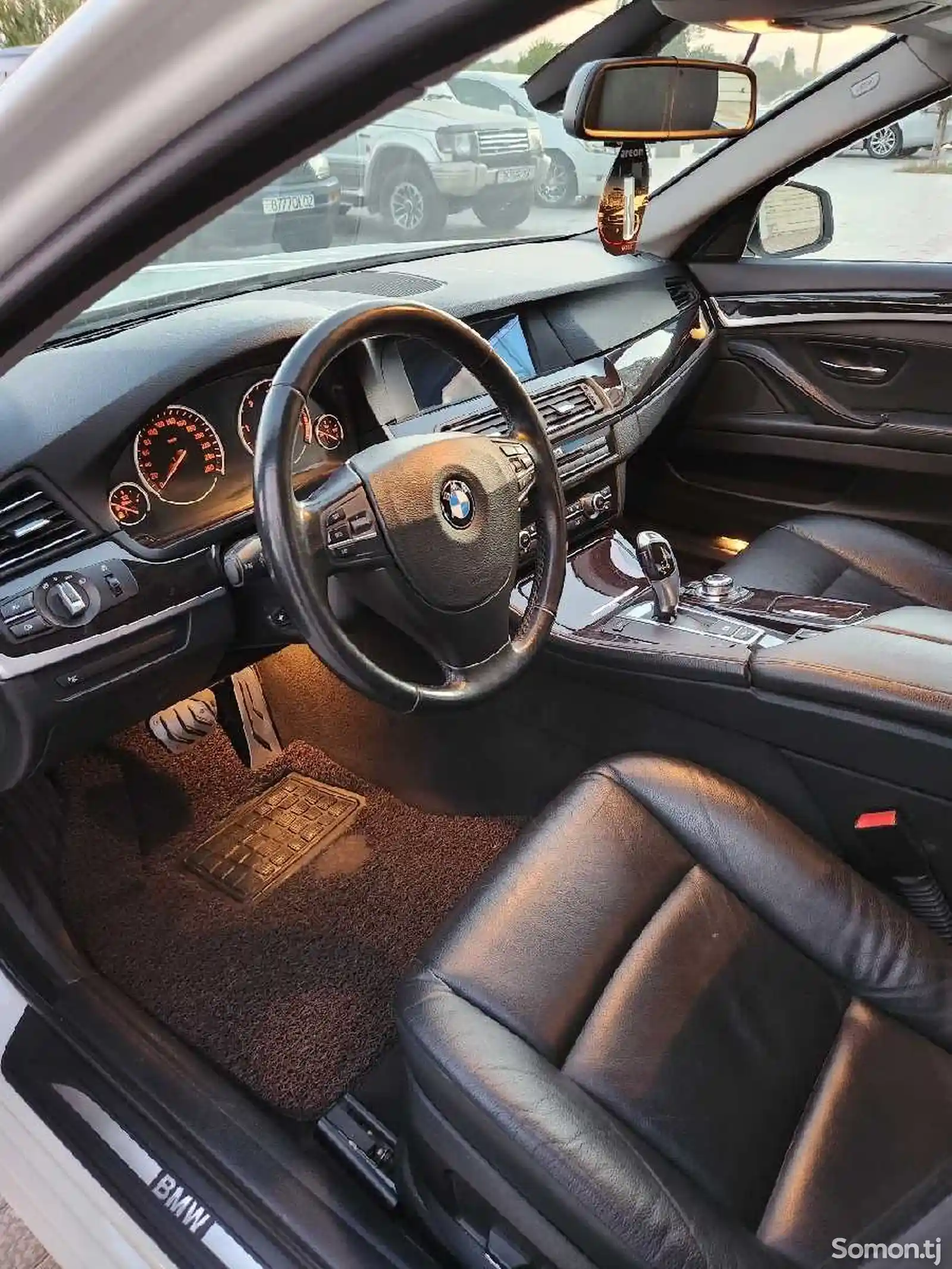 BMW 5 series, 2011-10