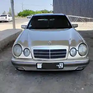 Mercedes-Benz E class, 1995