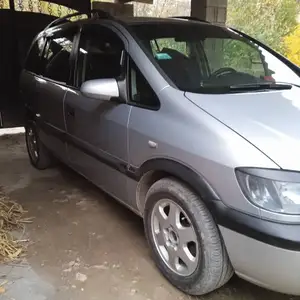 Opel Zafira, 2000