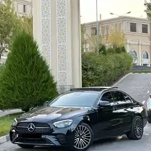 Mercedes-Benz E class, 2022