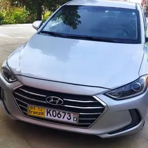 Hyundai Elantra, 2017