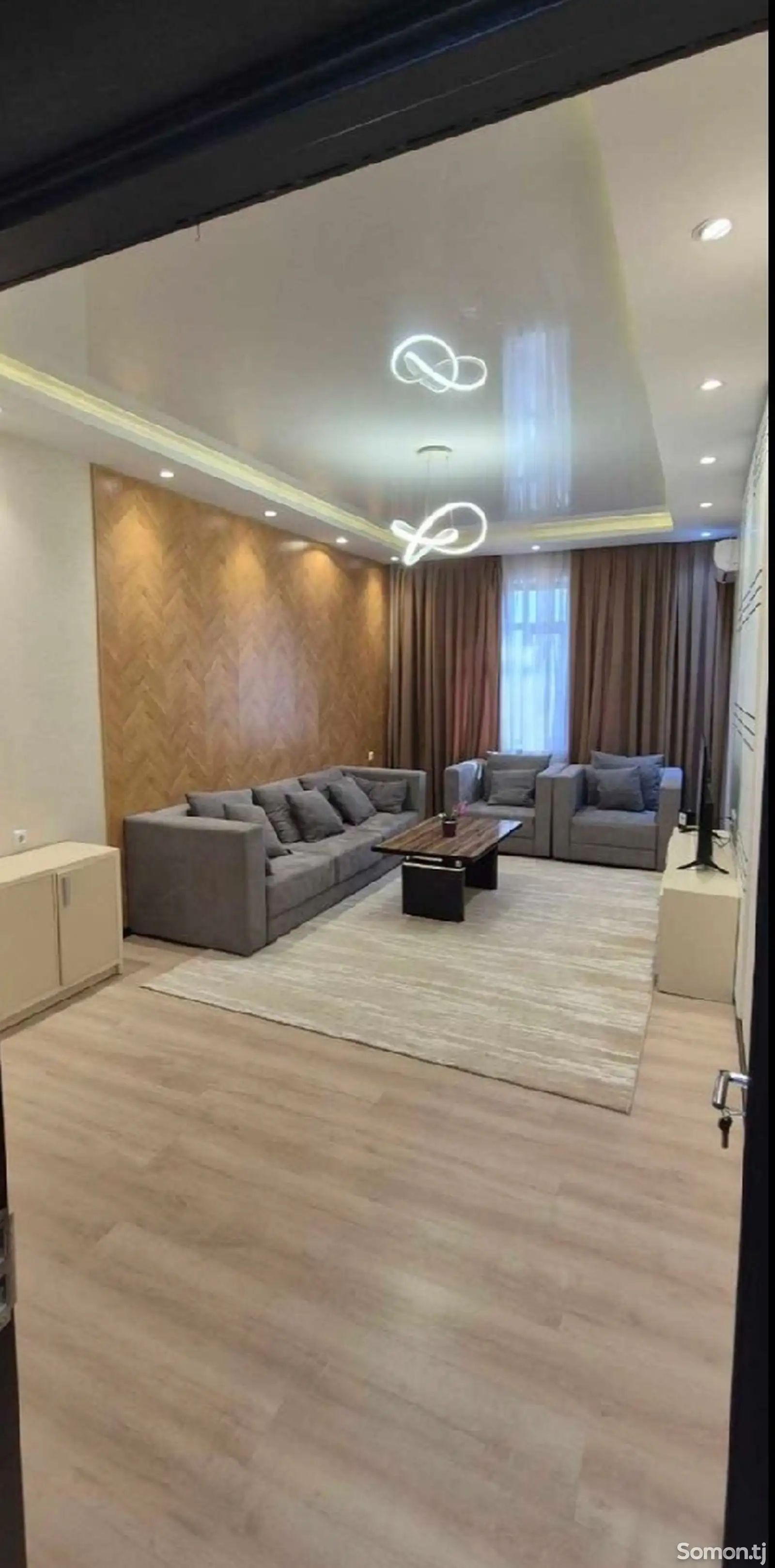 3-комн. квартира, 13 этаж, 140м², Чордома-1