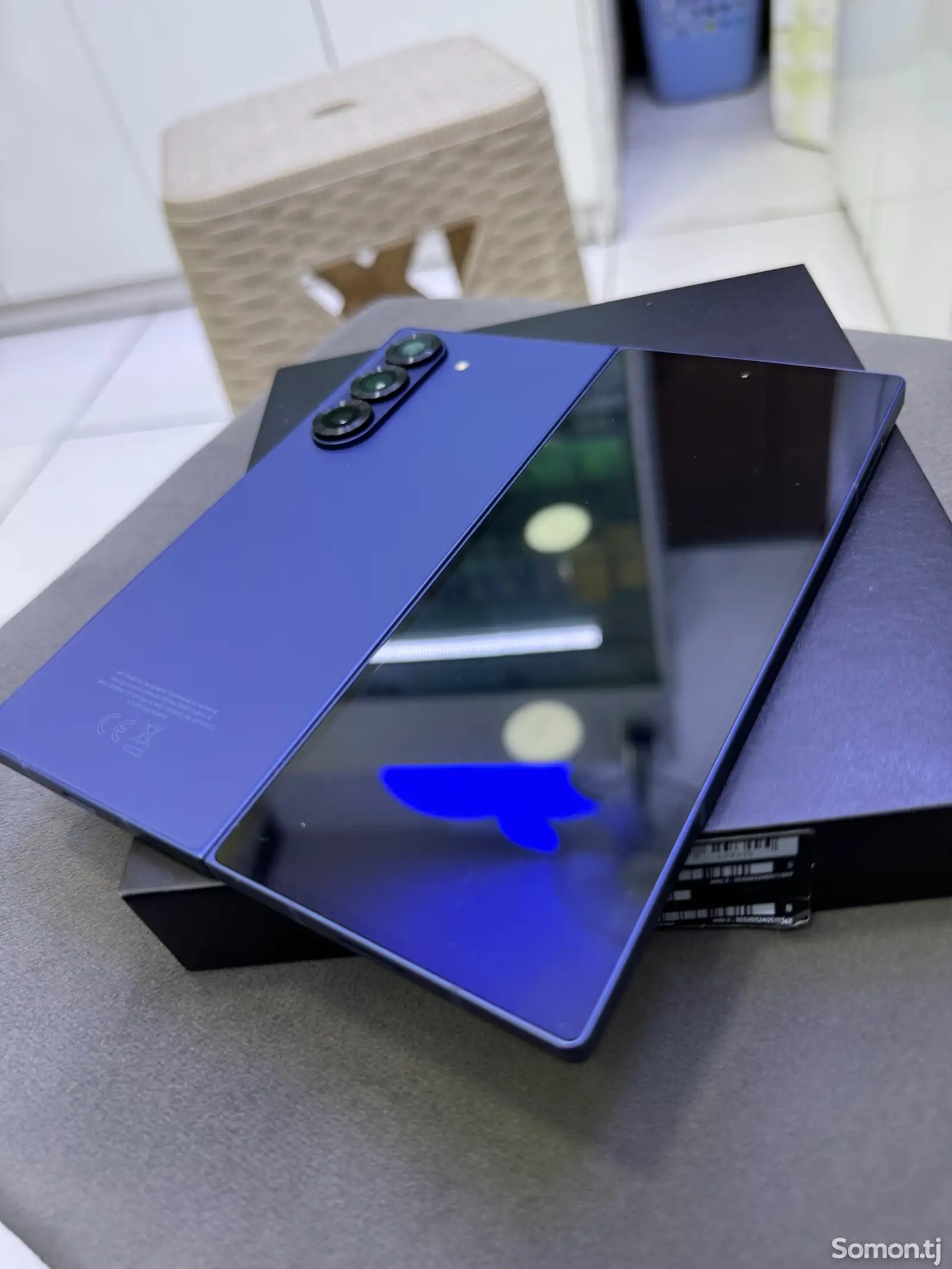 Samsung Galaxy fold 6-2