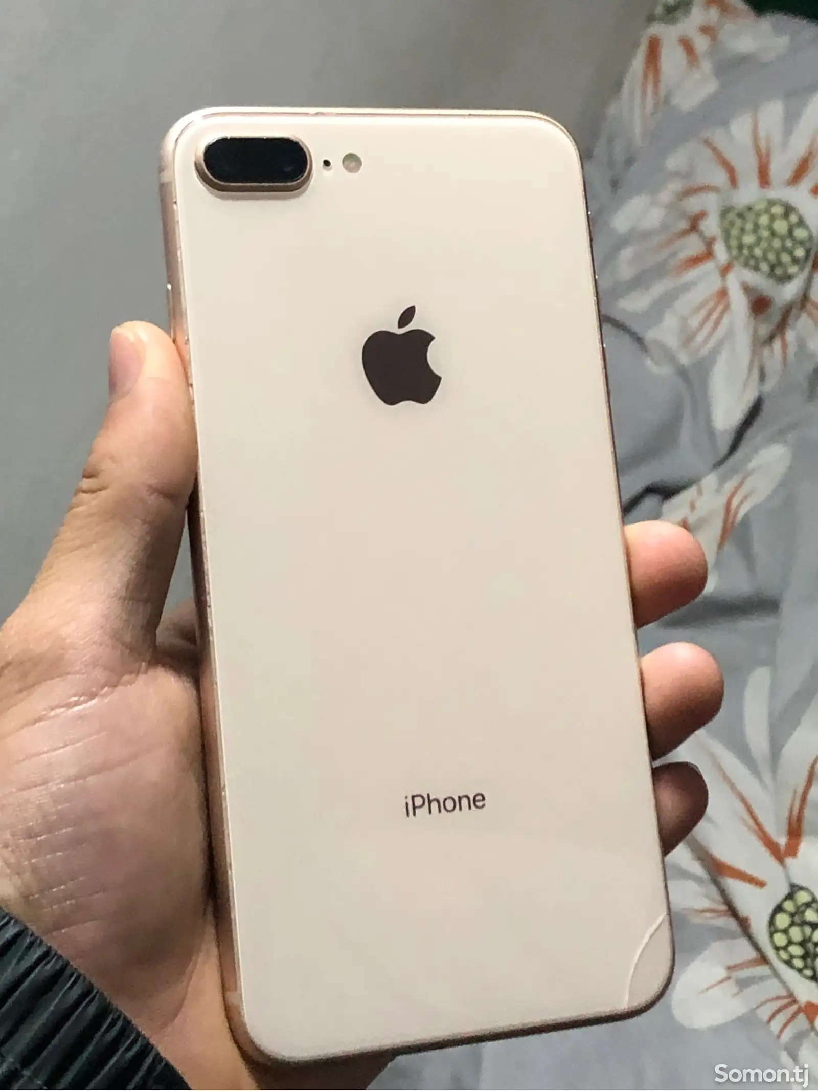 Apple iPhone 8 plus, 64 gb, Gold-1