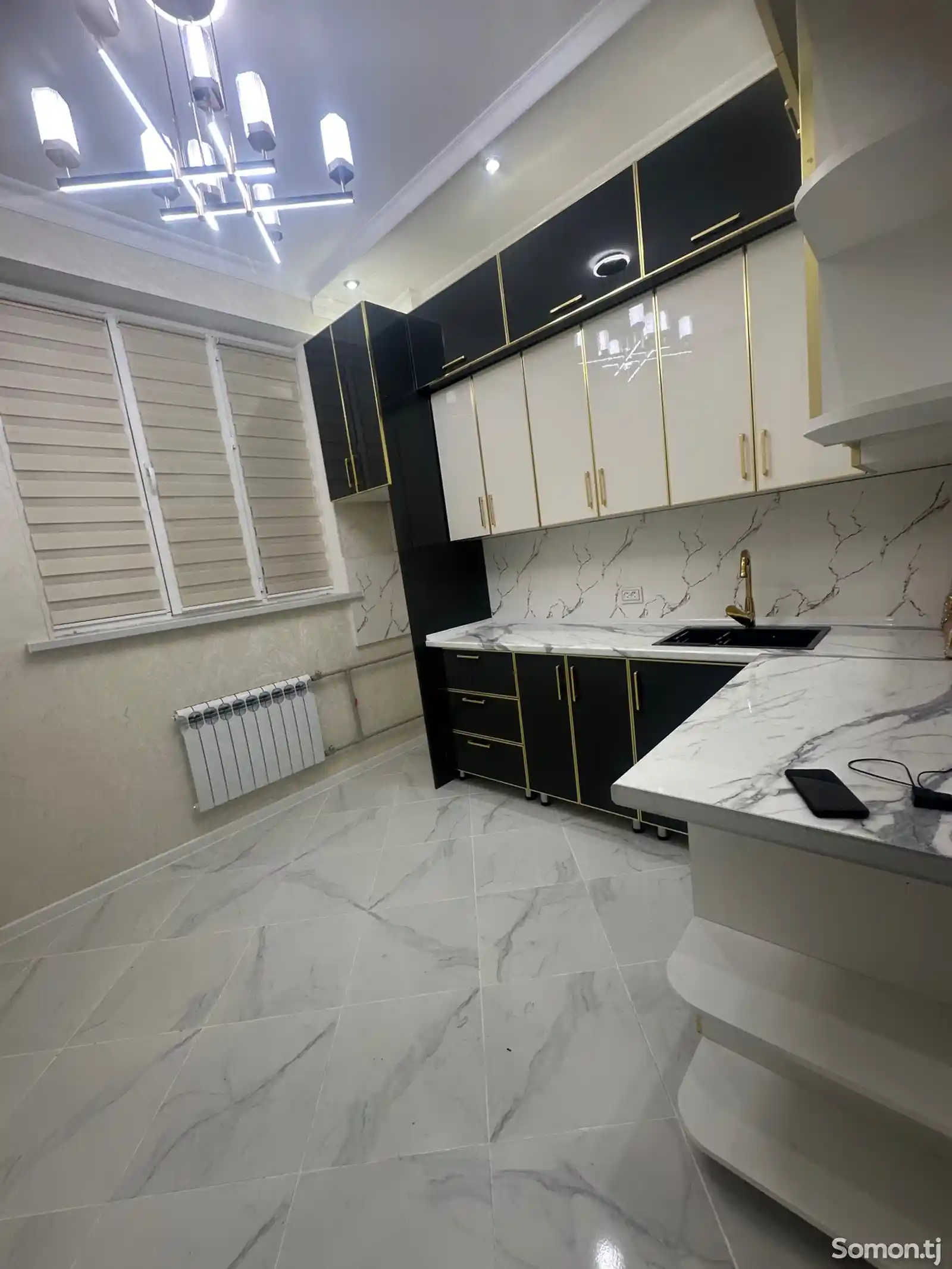 3-комн. квартира, 1 этаж, 87 м², Сино-11