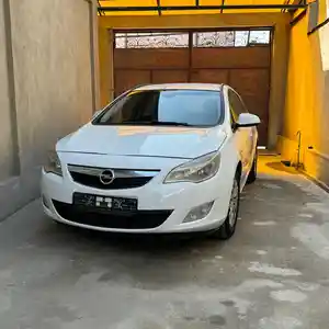 Opel Astra J, 2012