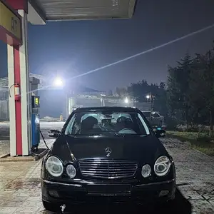 Mercedes-Benz E class, 2005