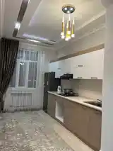 2-комн. квартира, 6 этаж, 60м², Дом печать родоми 2-8