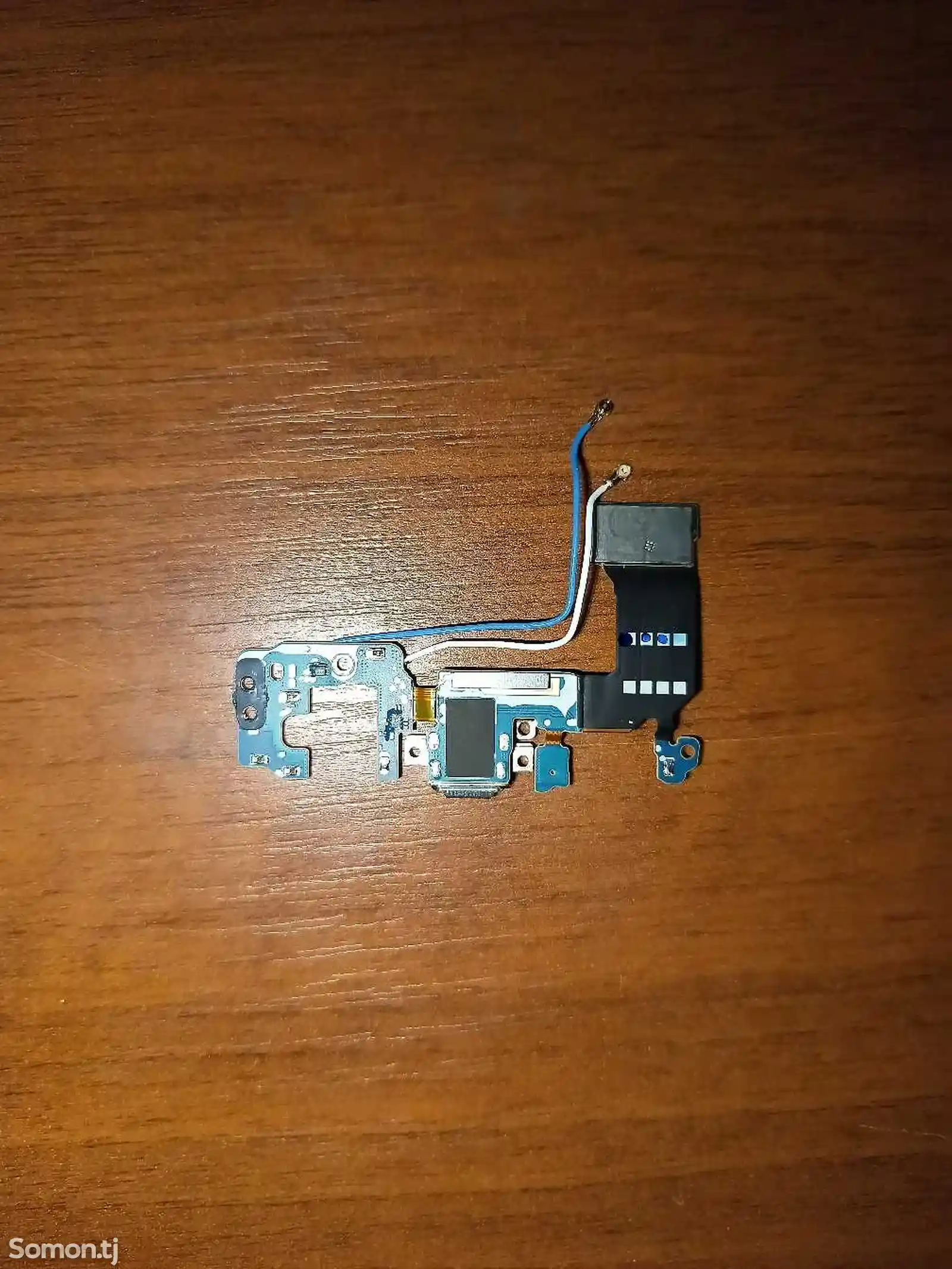 Нижняя часть от Samsung S8 edge-1