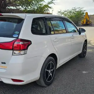 Toyota Fielder, 2015