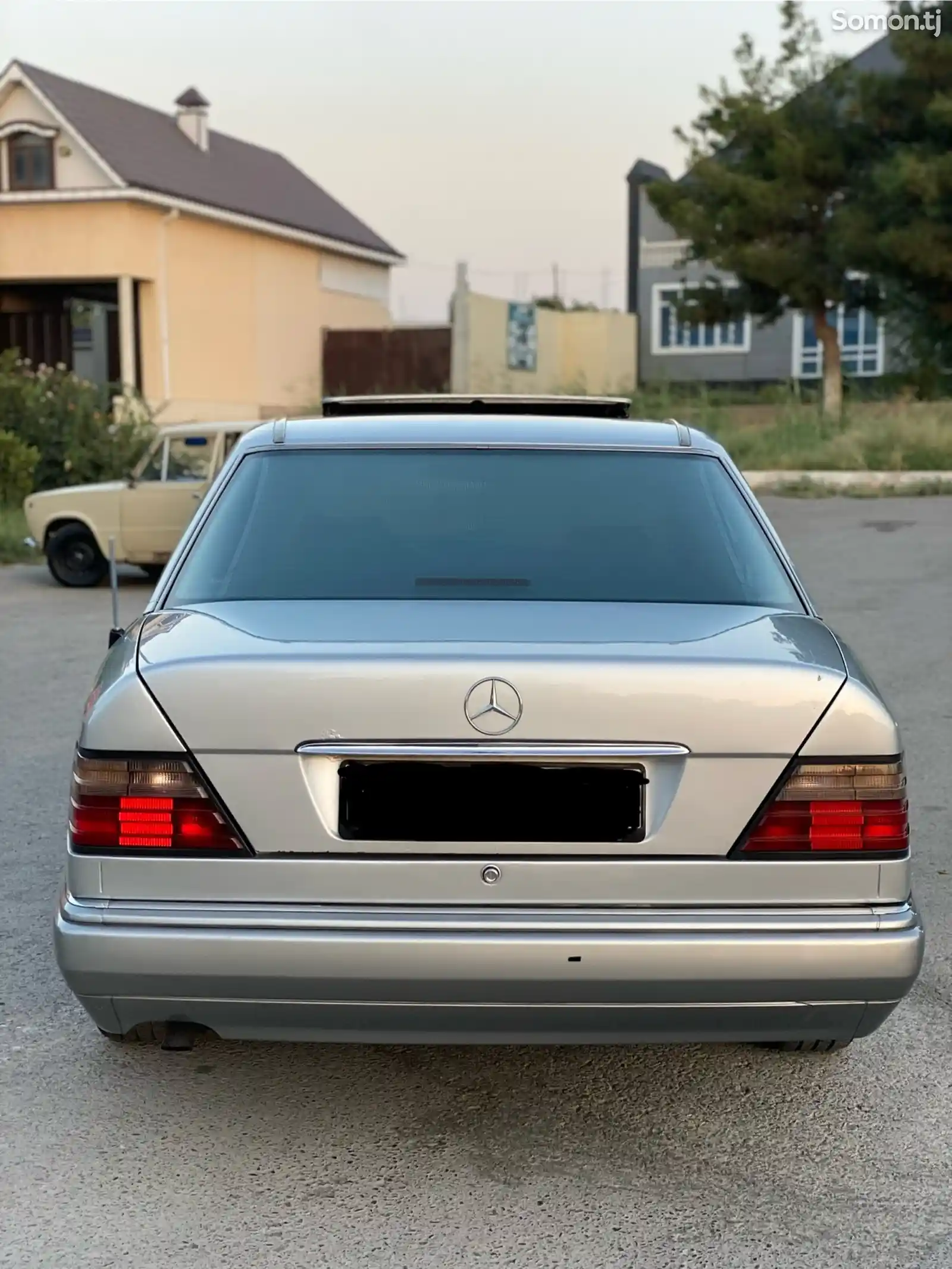 Mercedes-Benz W124, 1993-4