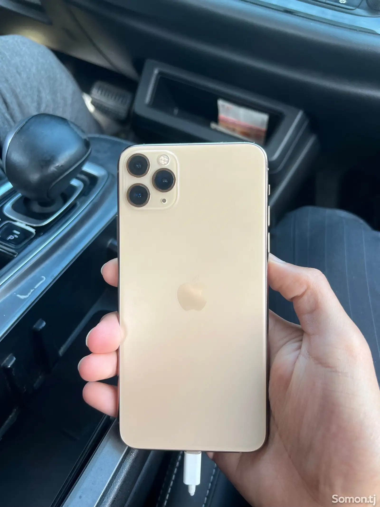 Apple iPhone 11 Pro Max, 256 gb, Gold-1