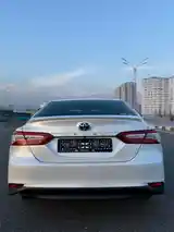 Toyota Camry, 2017-3