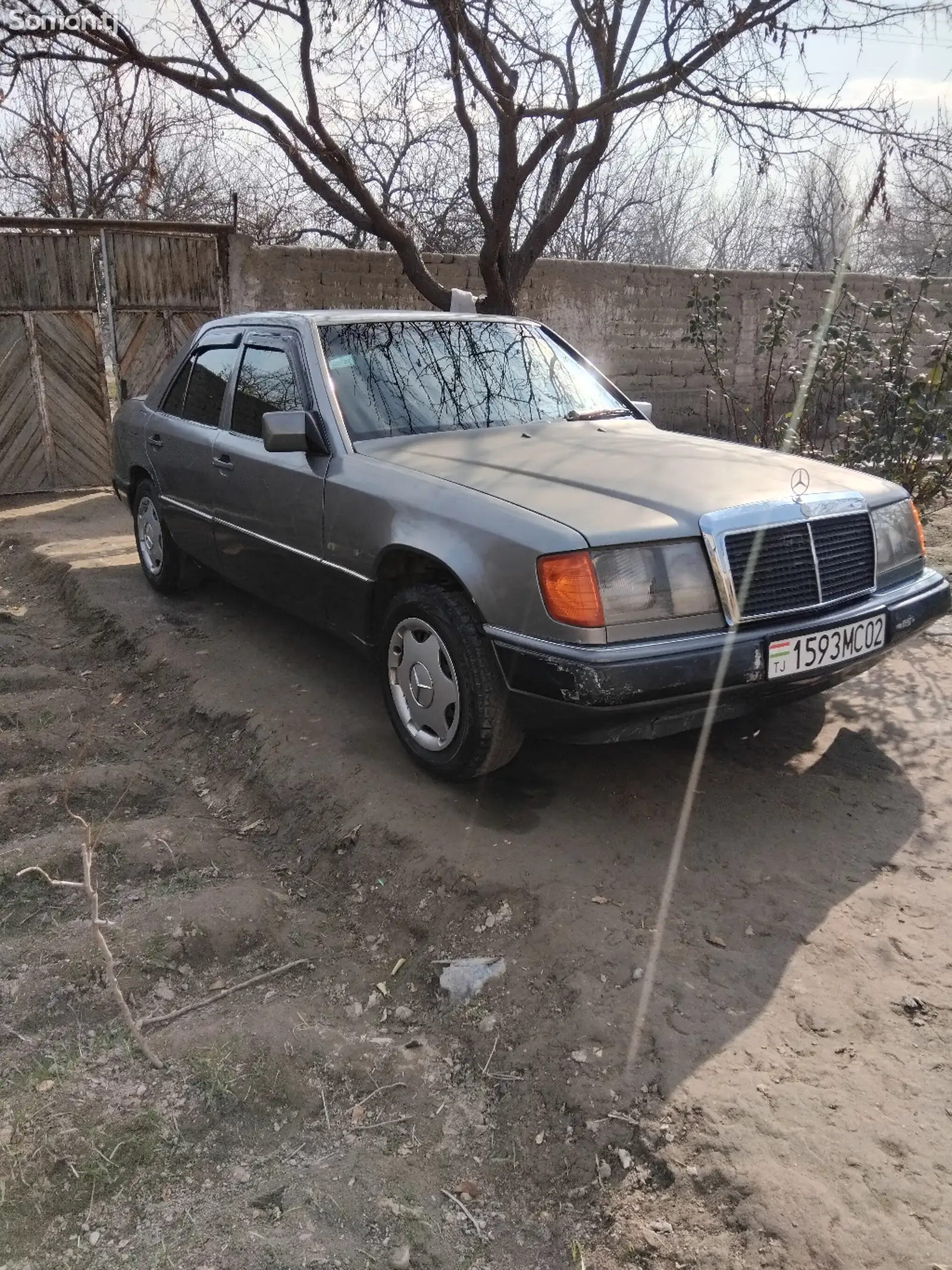 Mercedes-Benz W124, 1992-1