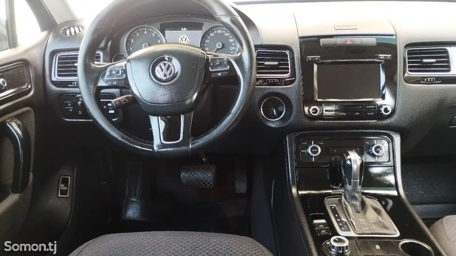 Volkswagen Touareg, 2011-11