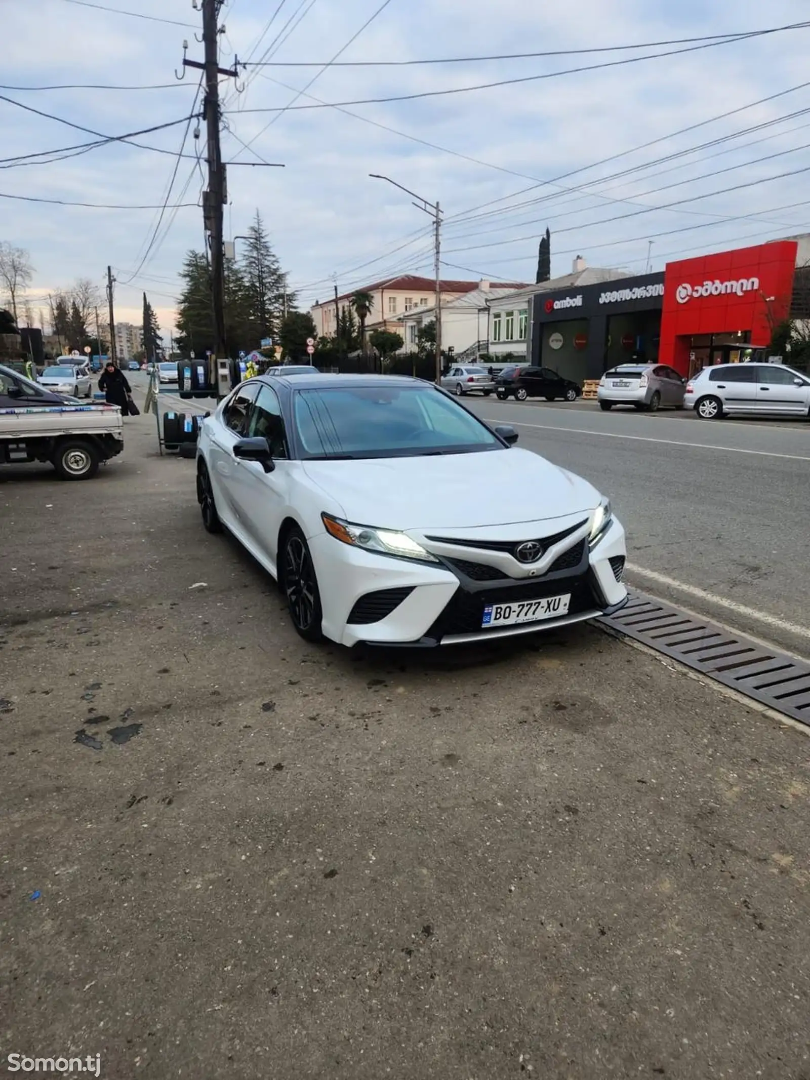 Toyota Camry, 2020-1