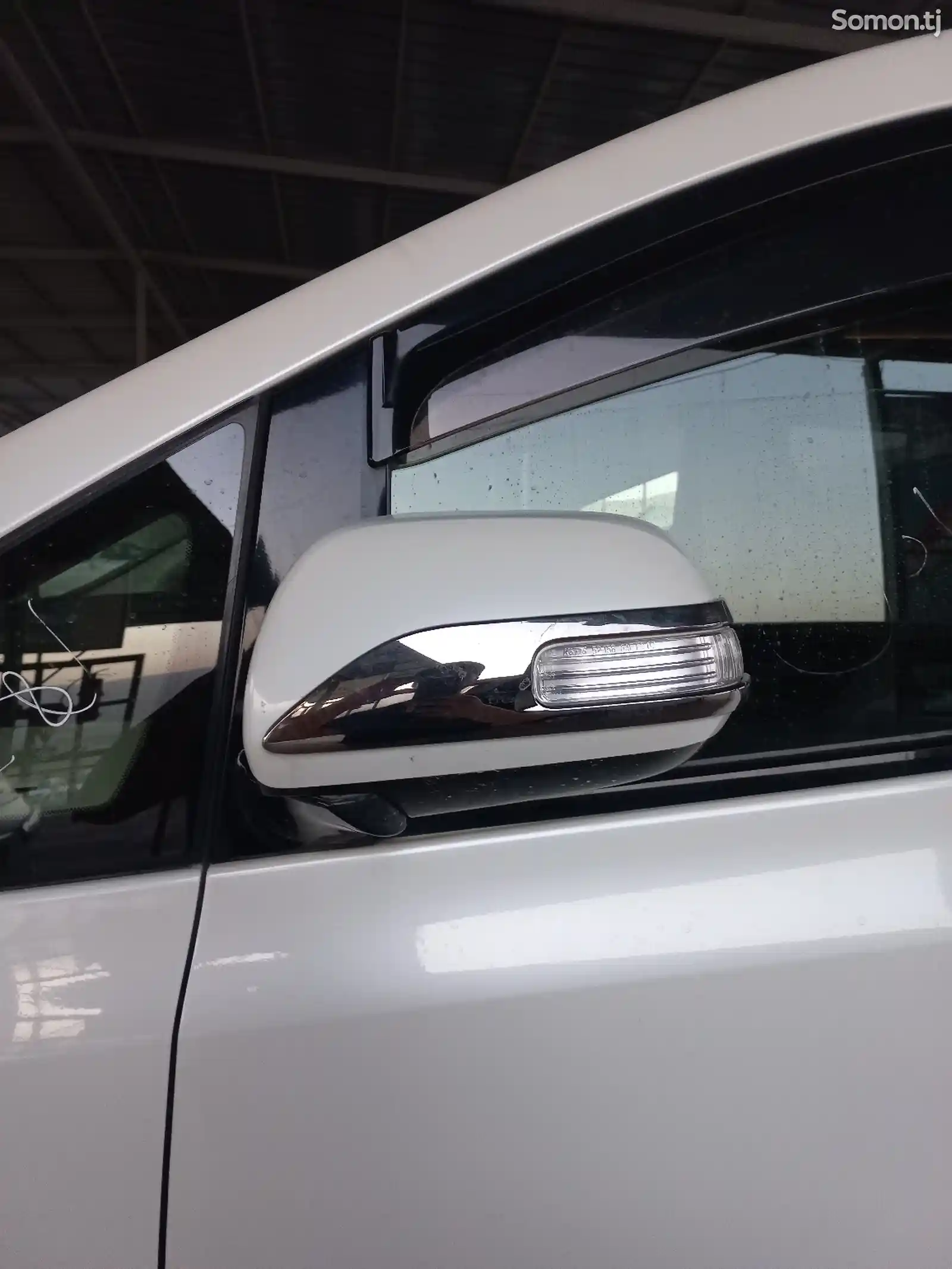 Toyota Vellfire, 2014-8