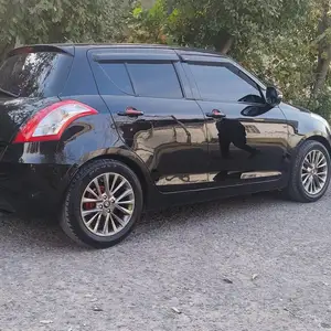 Suzuki Swift, 2010