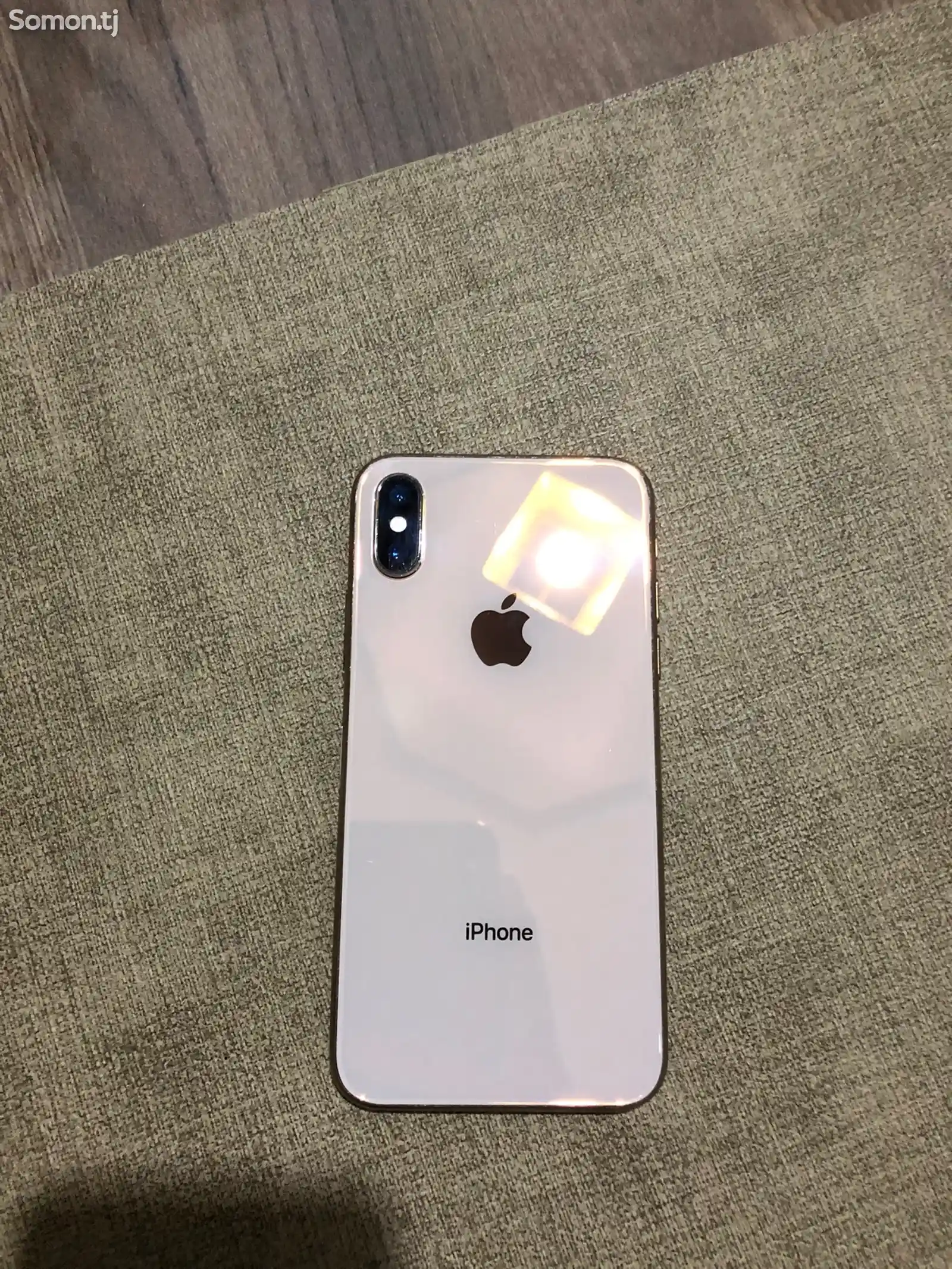 Apple iPhone Xs, 64 gb, Gold-1