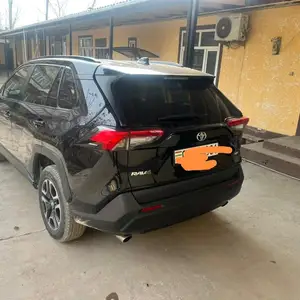 Toyota RAV 4, 2021