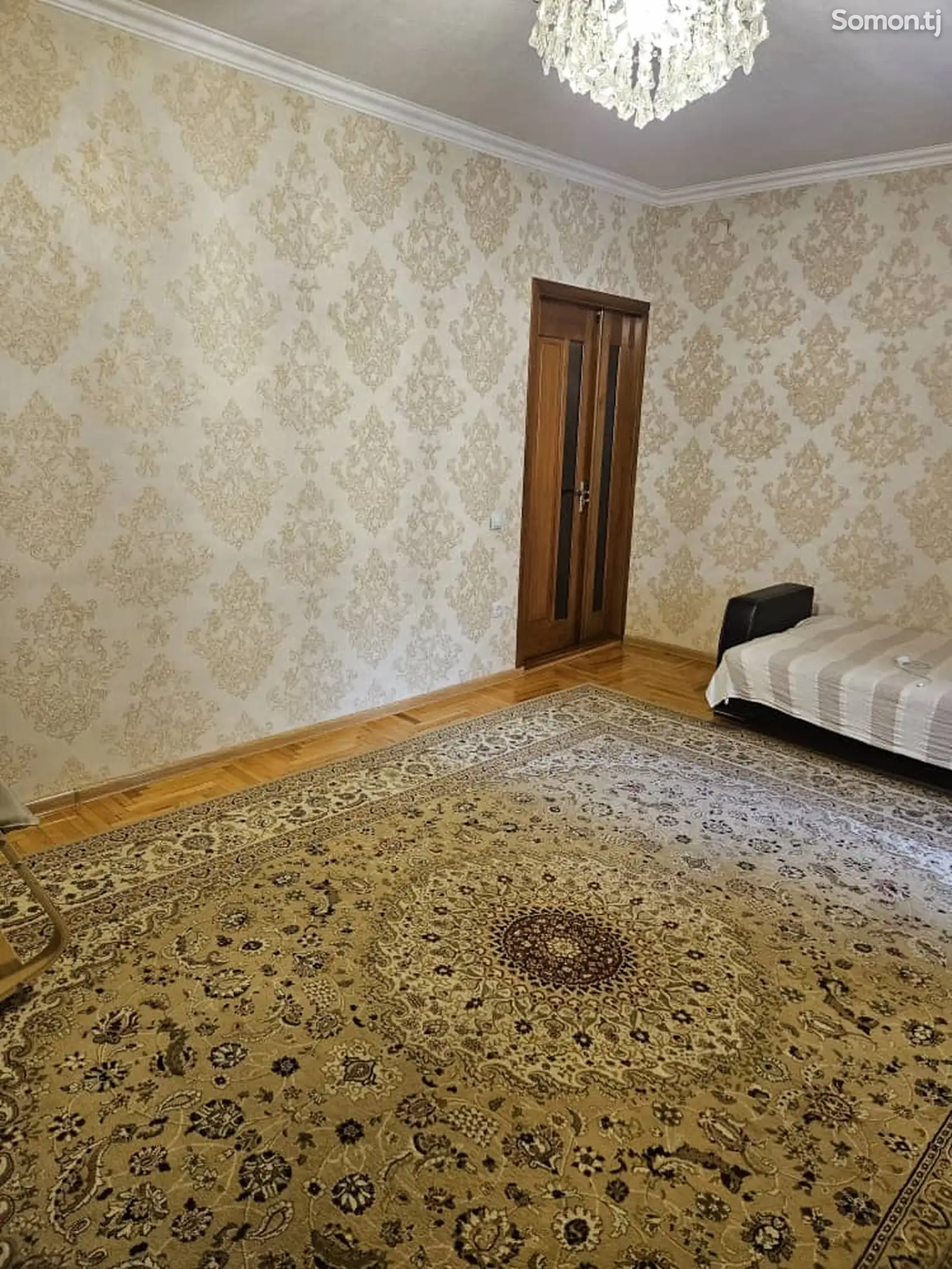 3-комн. квартира, 5 этаж, 80 м², Сзади ТЦ Садбарг-1