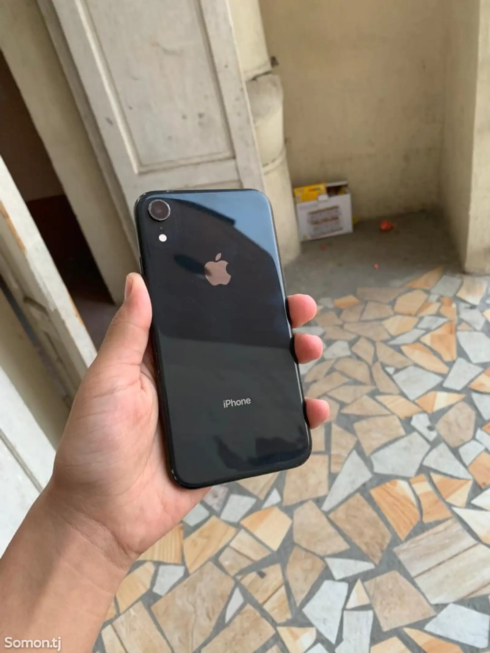 Apple iPhone Xr, 128 gb, Black-1