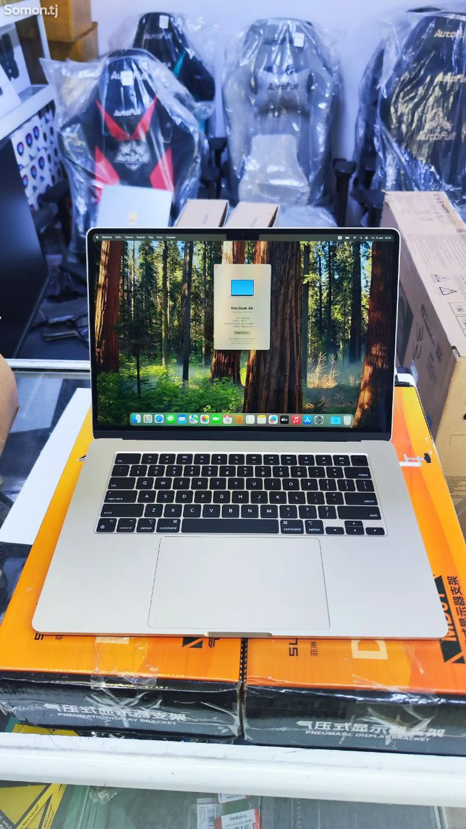 Ноутбук MacBook AIR 15 16/512 Gold-1