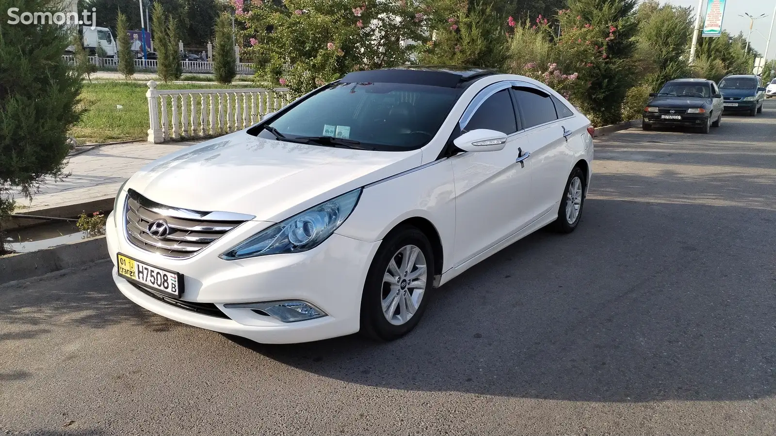 Hyundai Sonata, 2011-1