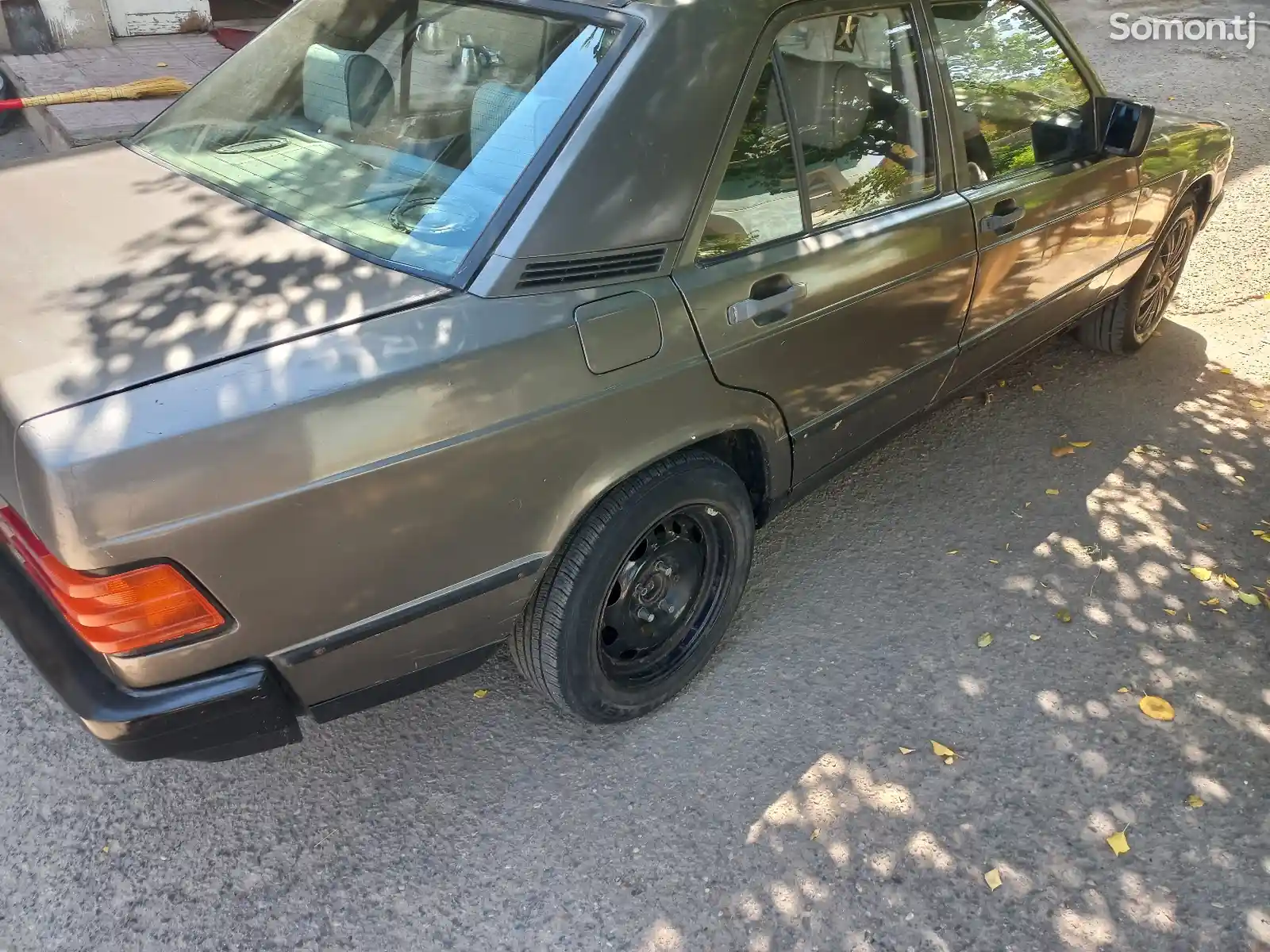 Mercedes-Benz W201, 1989-5